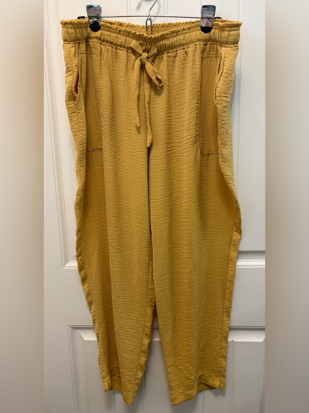Soho Mustard Wide-Leg Tie-Waist Pants. Size Xl.